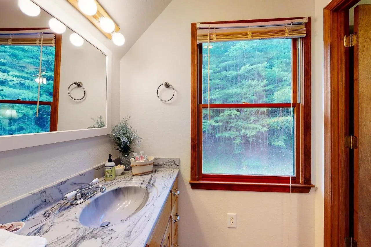 Holiday home Beaver's Mountain Escape Blue Ridge