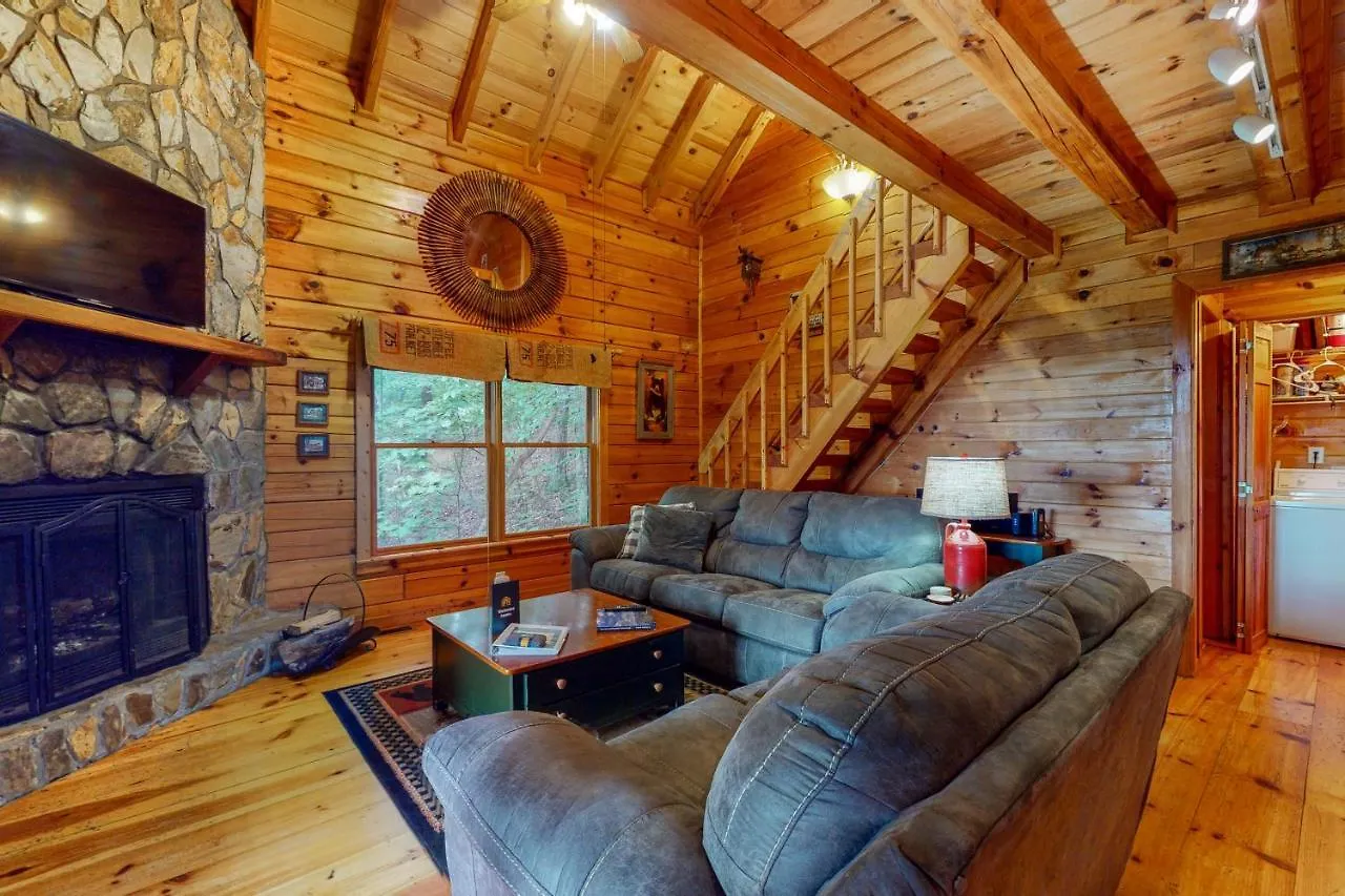 Hilltop Hideaway * Blue Ridge