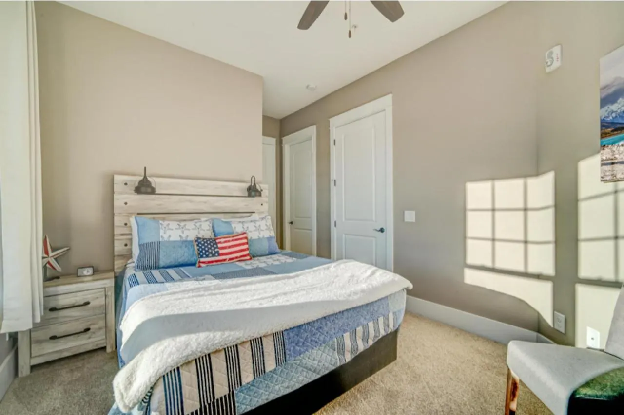 Postcard Perfect Downtown Holiday home Blue Ridge