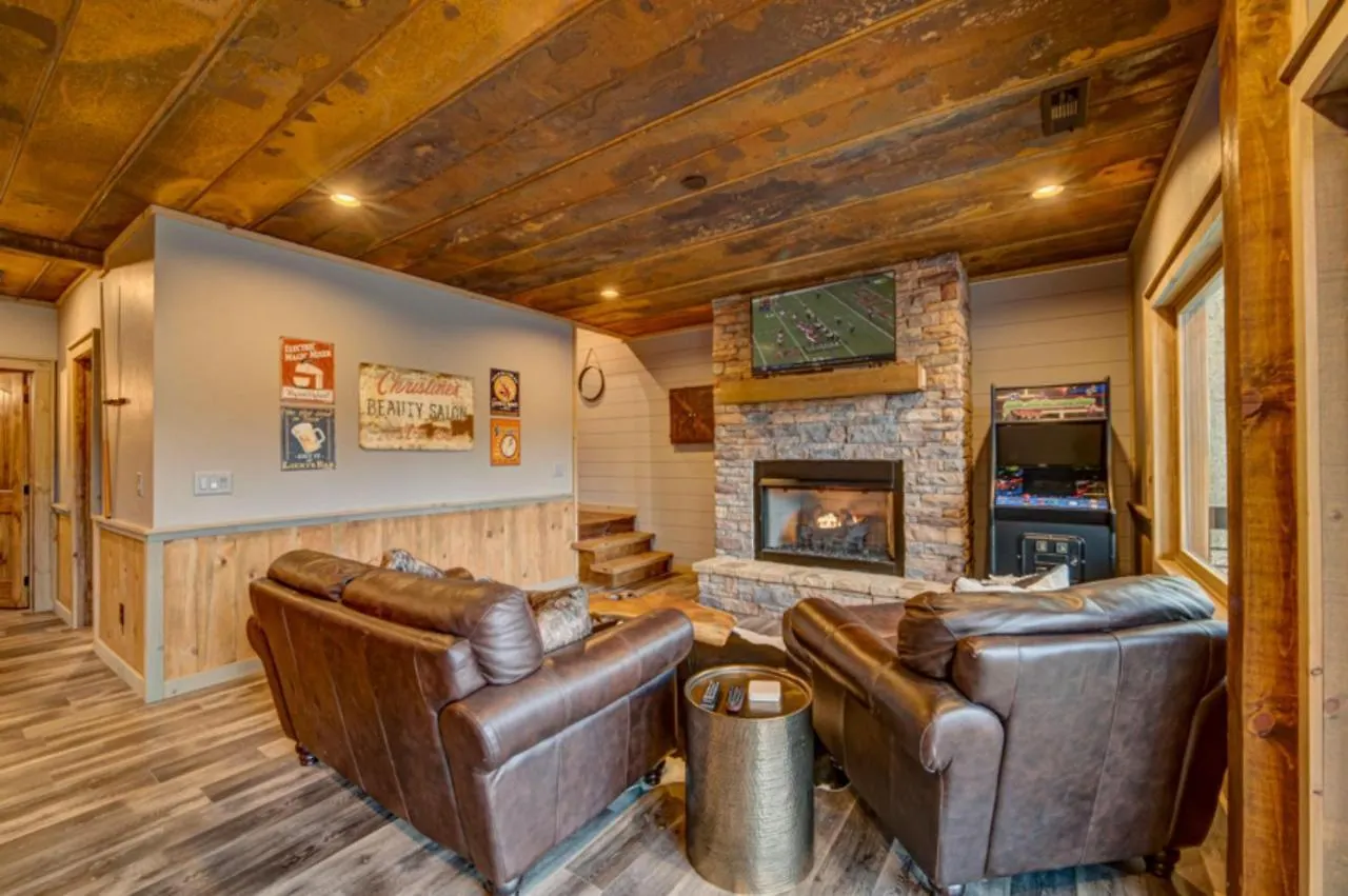 Holiday home Ain't Life Grand Blue Ridge