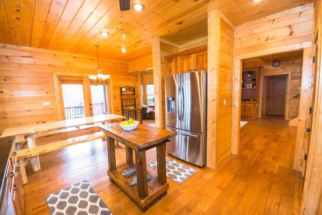 別荘 Christmas Lodge-secluded Near Downtown *