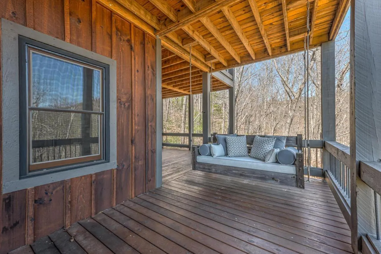 The Nest * Blue Ridge