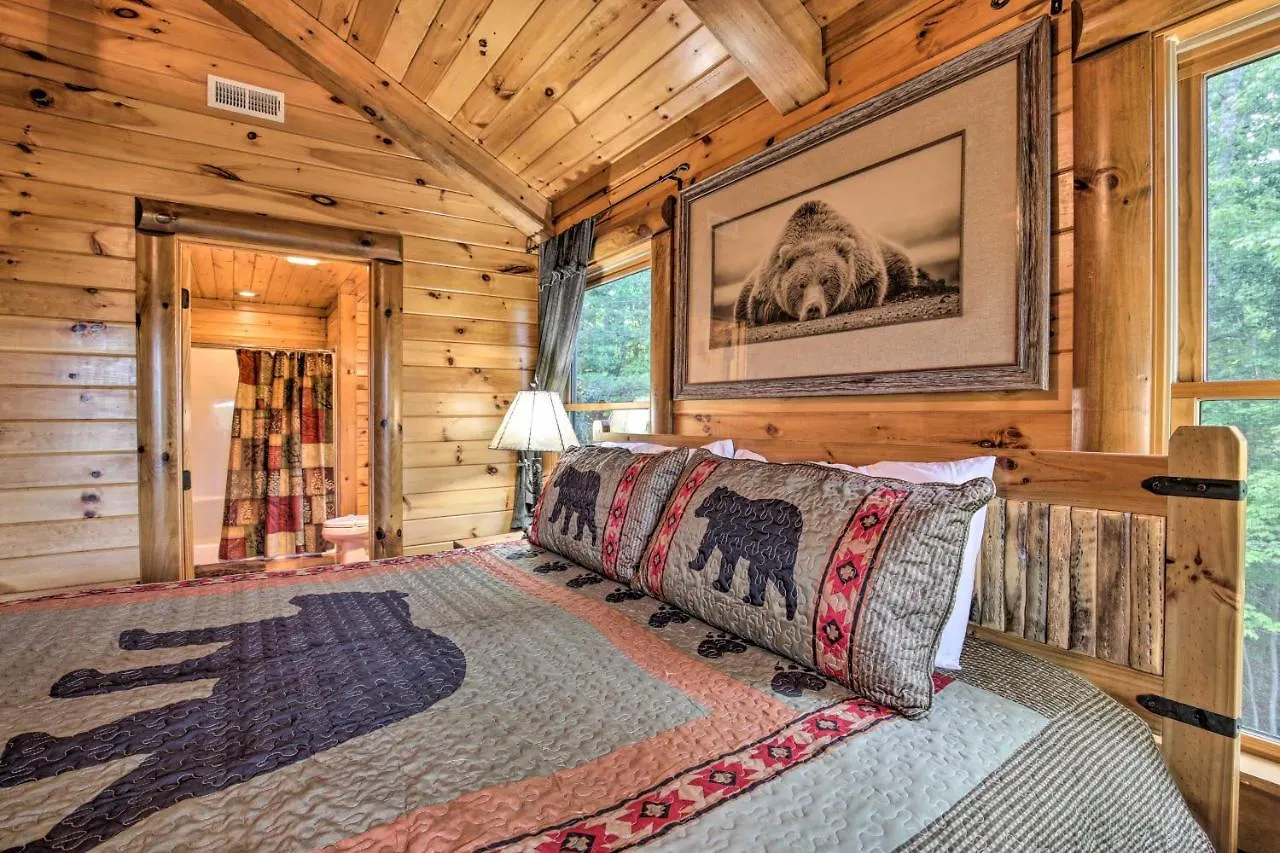 Luxe Chasing Dreams With Hot Tub Blue Ridge