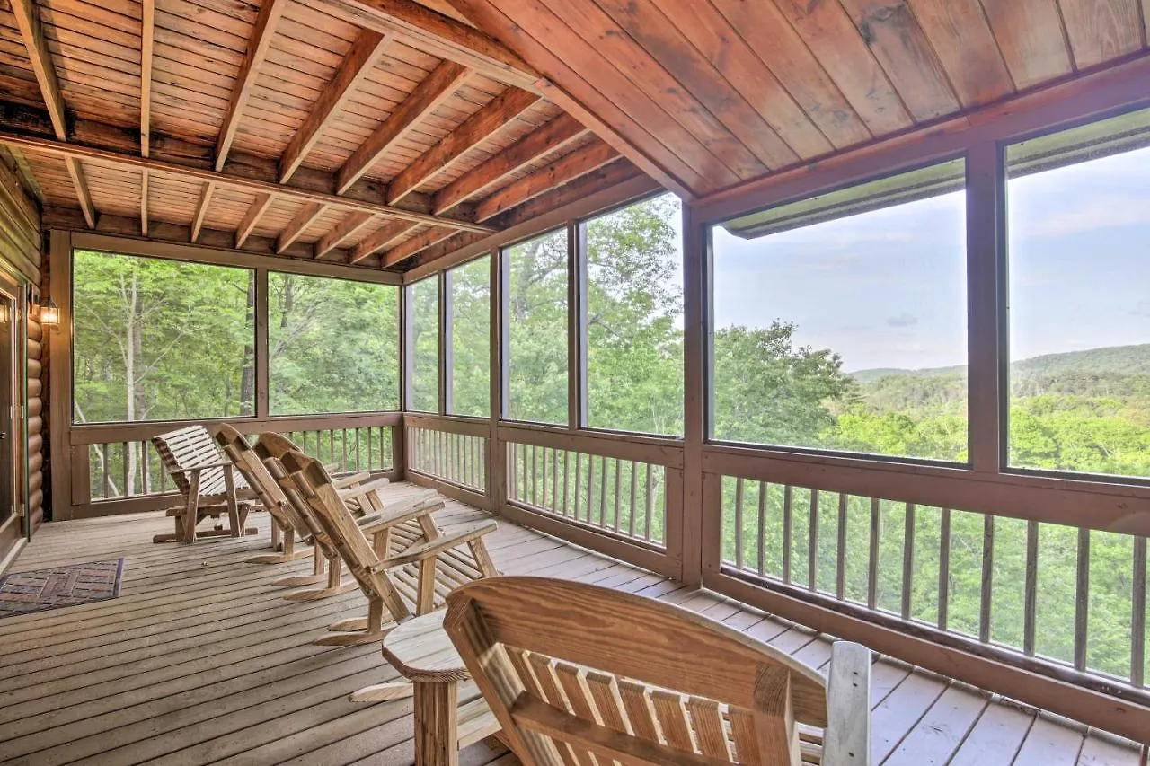 Holiday home Luxe Chasing Dreams With Hot Tub