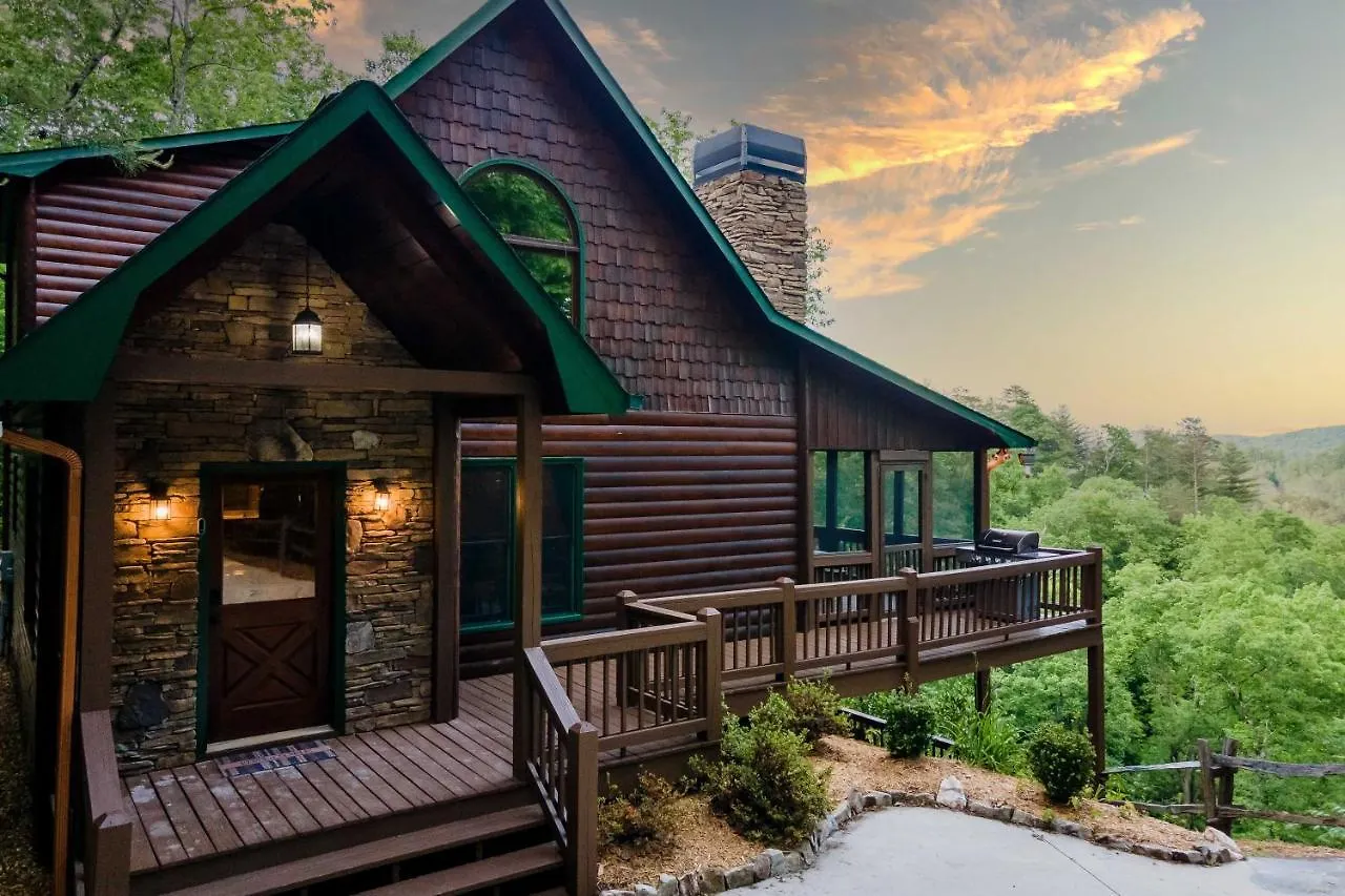 Luxe Chasing Dreams With Hot Tub Holiday home