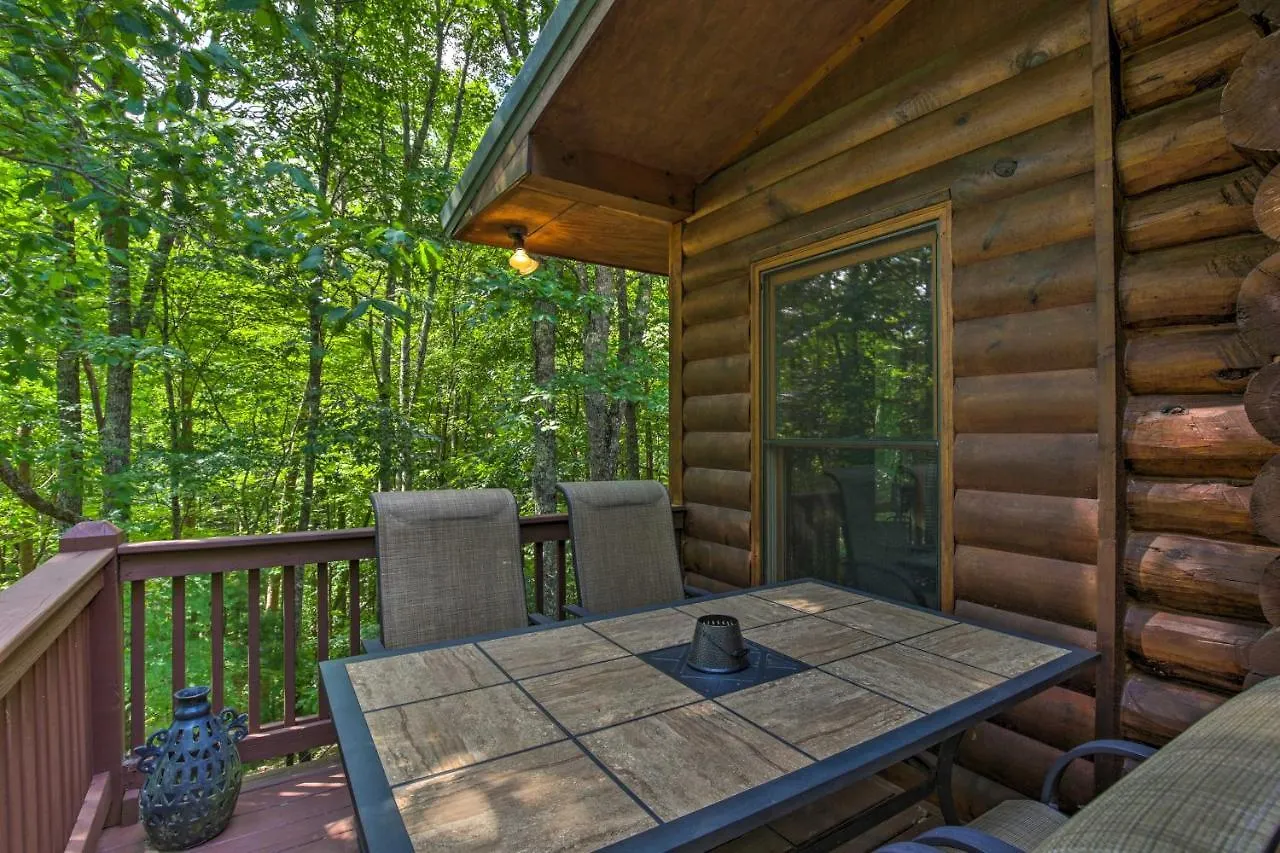 Σπίτι διακοπών Log With Hot Tub And Game Room!