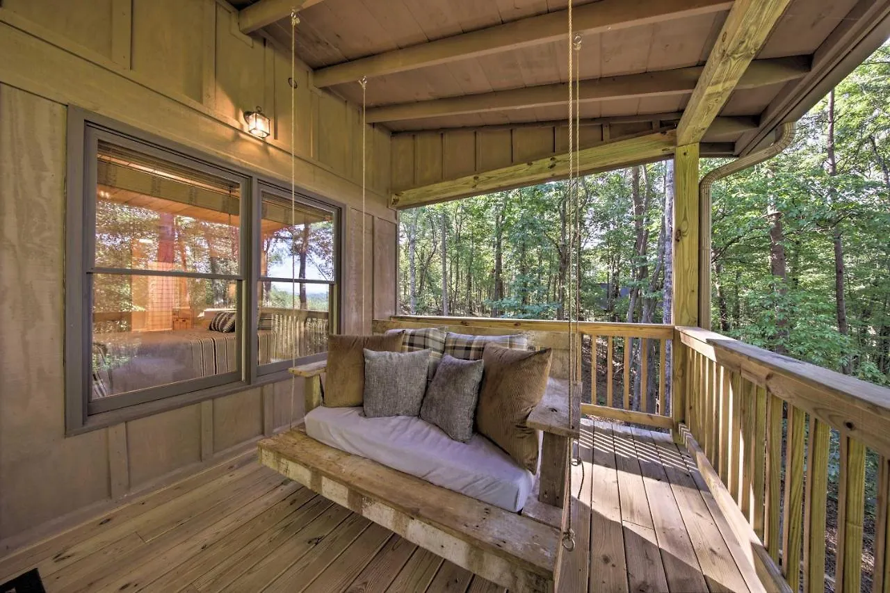 Hideaway With Fire Pit And Mtn Views! Holiday home Blue Ridge