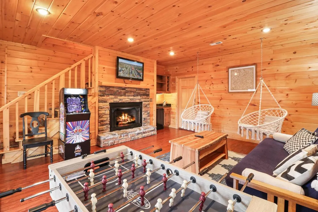 Relaxing Near Bear Claw Vineyard, Hot Tub, Game Room, Pet Friendly, Sleeps10 *