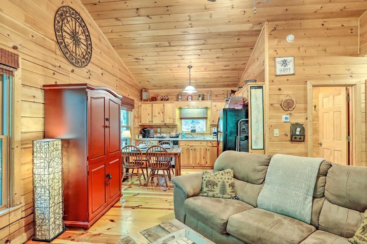 Holiday home Bigfoots Hideout In With Hot Tub! Blue Ridge
