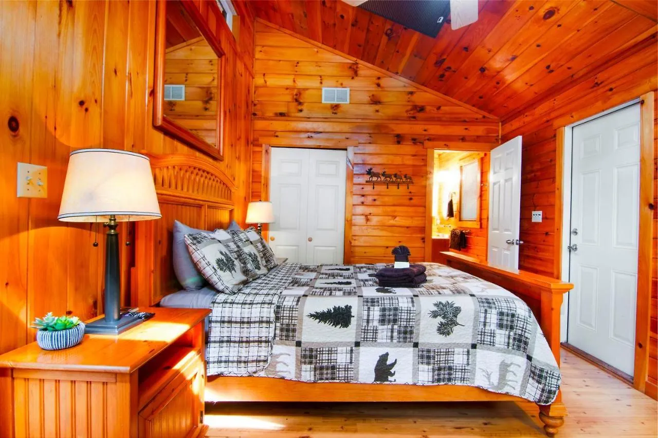 Holiday home Cozy Retreat - Hot Tub, Fireplace & Fire Pit Blue Ridge