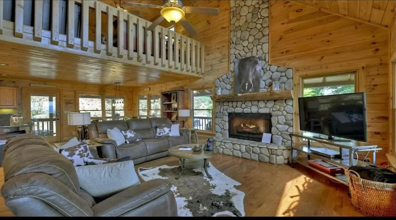 Altitude Adjustment Holiday home Blue Ridge