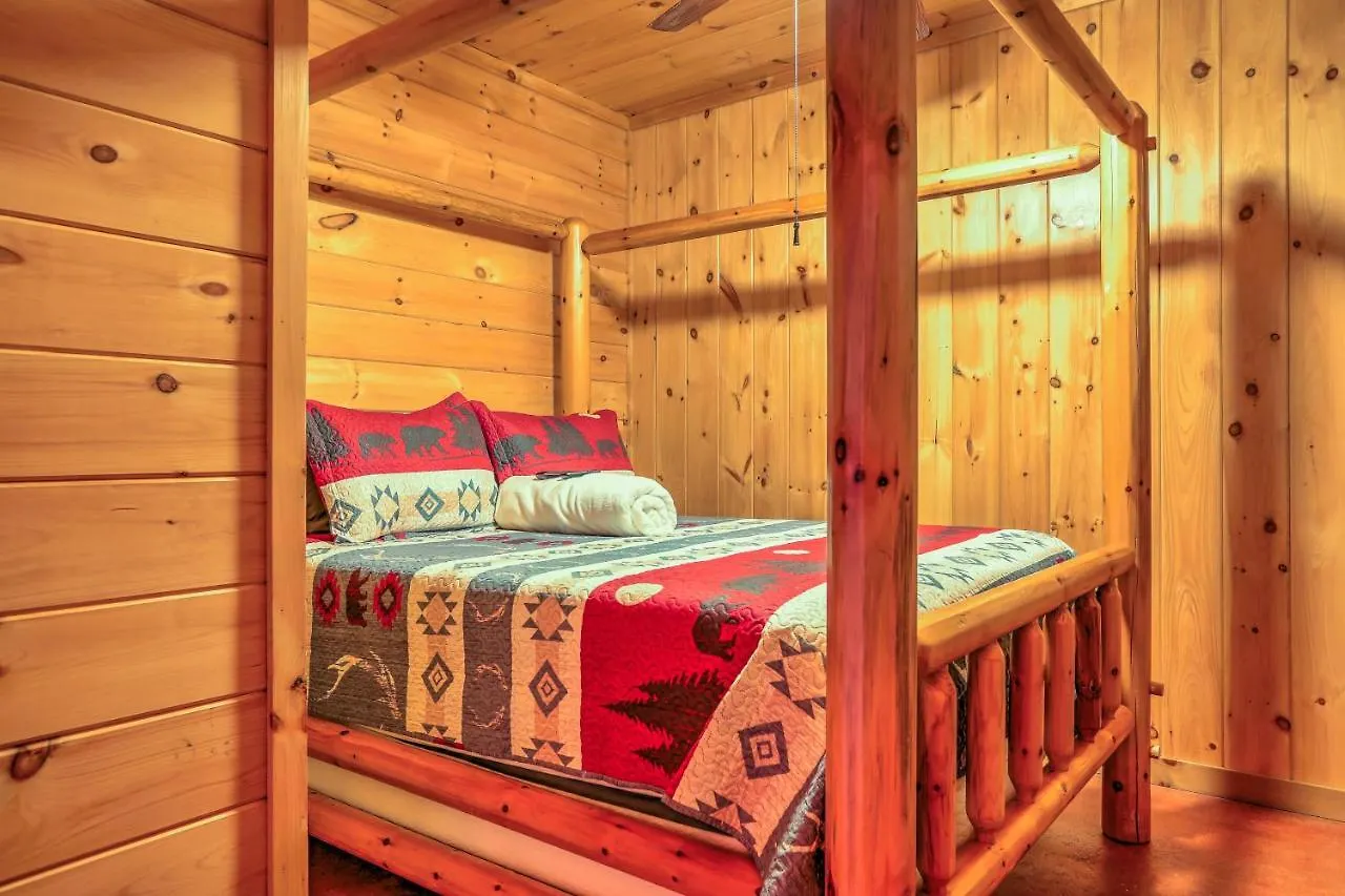 Bear Naked Holiday home