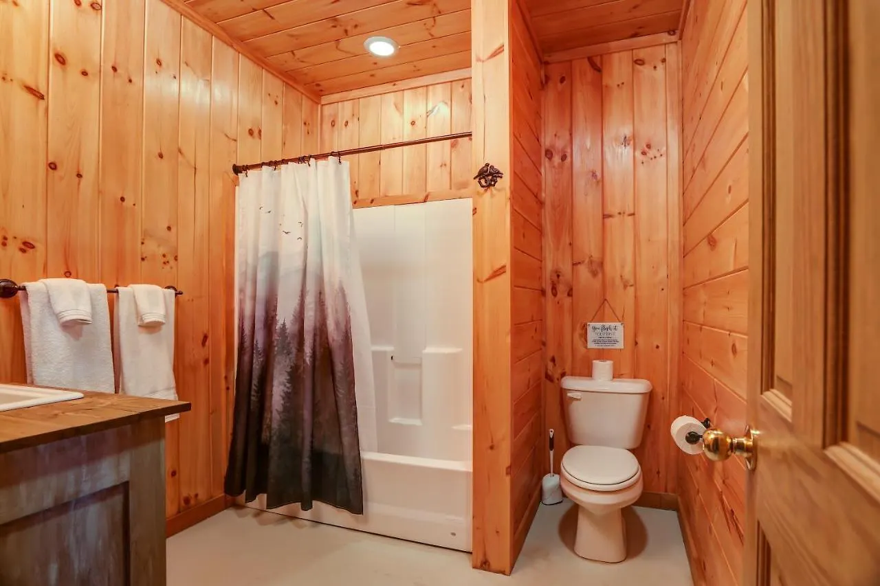 Bear Naked Holiday home