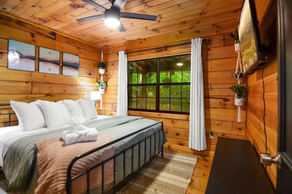 度假居 Peaceful Nature Getaway- With Hot Tub & Fire Pit