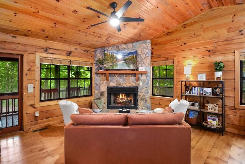 Holiday home Peaceful Nature Getaway- With Hot Tub & Fire Pit Blue Ridge