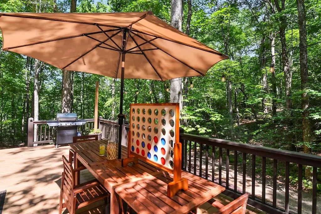 度假居 Peaceful Nature Getaway- With Hot Tub & Fire Pit 蓝岭