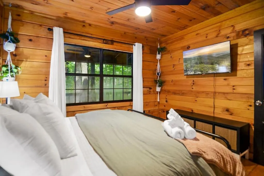 Holiday home Peaceful Nature Getaway- With Hot Tub & Fire Pit