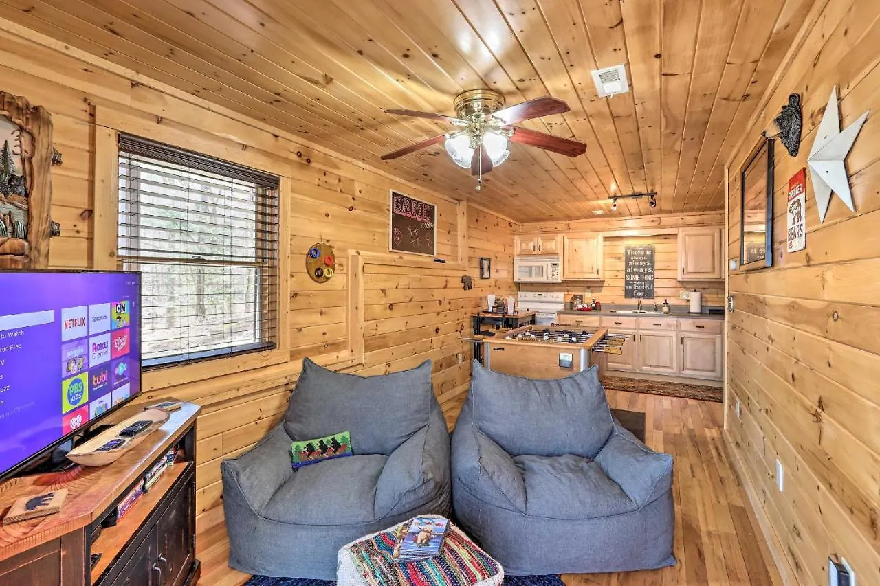 Σπίτι διακοπών Log With Hot Tub And Game Room! *