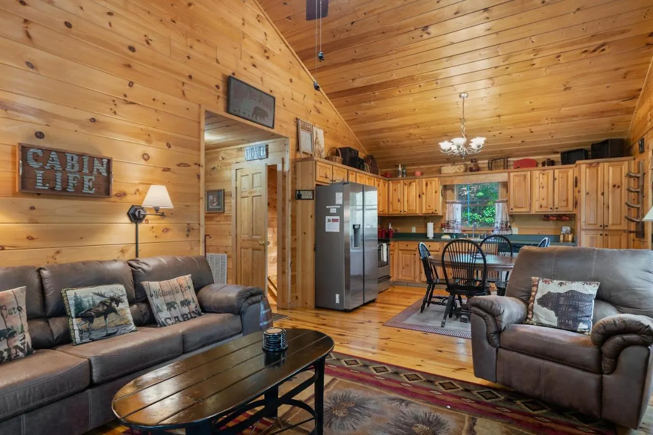 Papa Bear's Den Holiday home