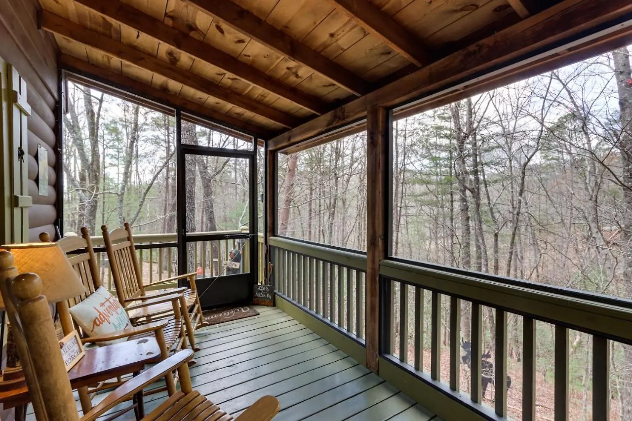 Cozy In The Woods With Hot Tub! Holiday home