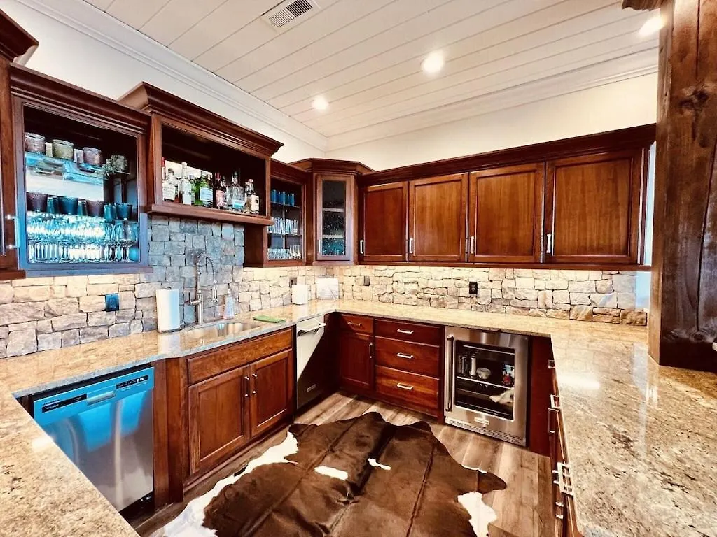 5500 Sf 6 King 2 Queen Beds Heated Pool Game Mountain Views Blue Ridge