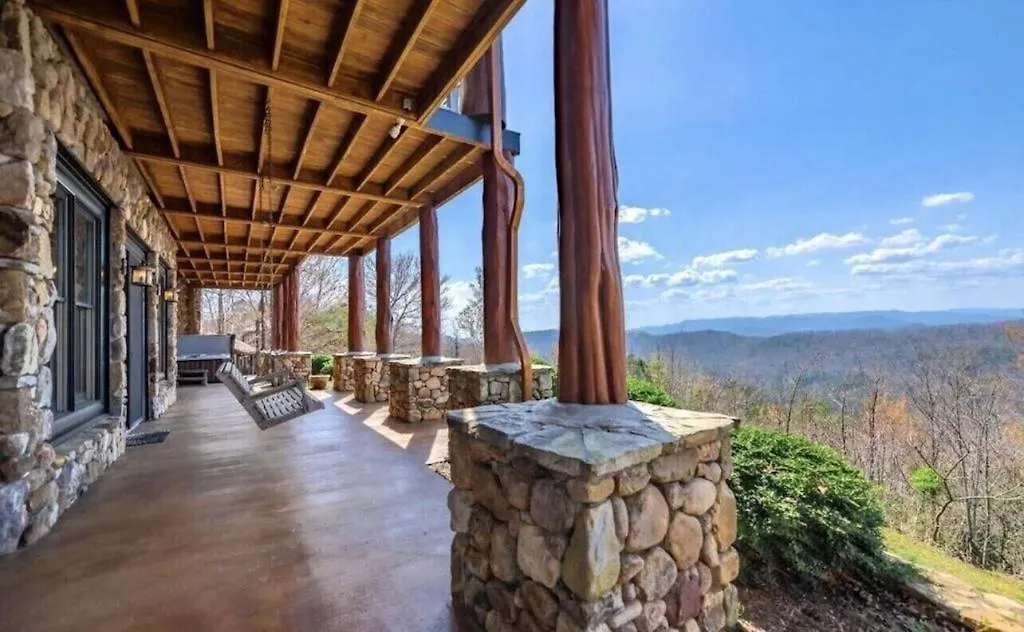 Holiday home 5500 Sf 6 King 2 Queen Beds Heated Pool Game Mountain Views