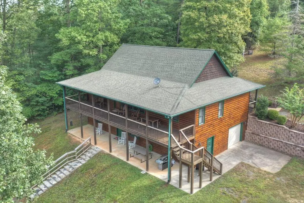 Holiday home Family Friendly On A Creek With Large Yard