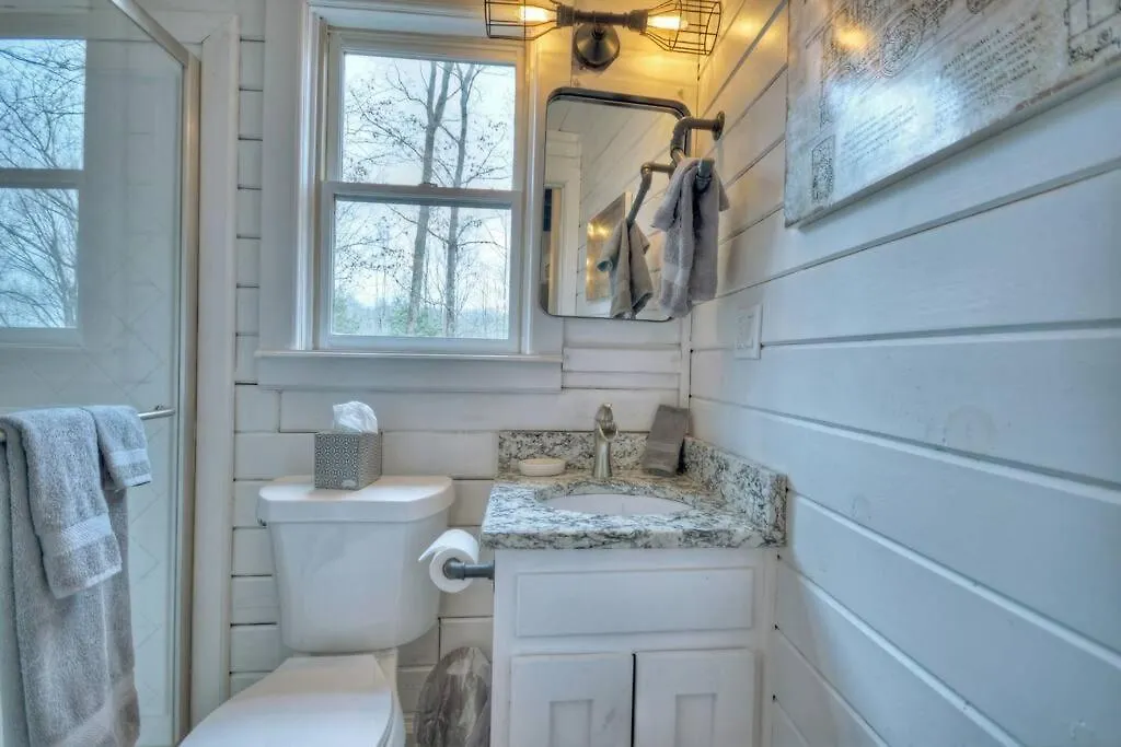 Holiday home Picture Perfect With Hot Tub In The Br Mtns Blue Ridge