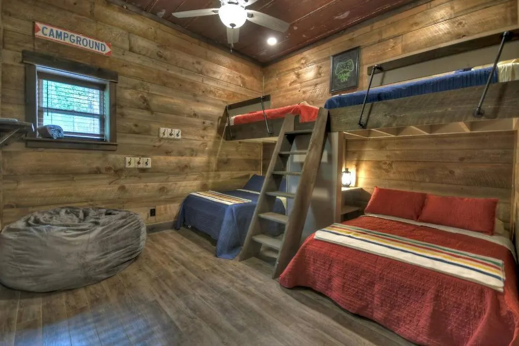 Awhile - Large Luxury Less Than 5 Minutes From Dwntown Br * Blue Ridge