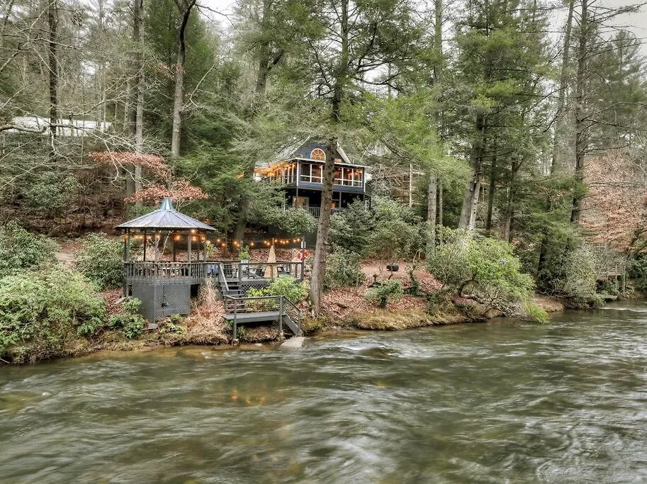 Holiday home Riverside Hideaway On Toccoa River Dog Friendly *