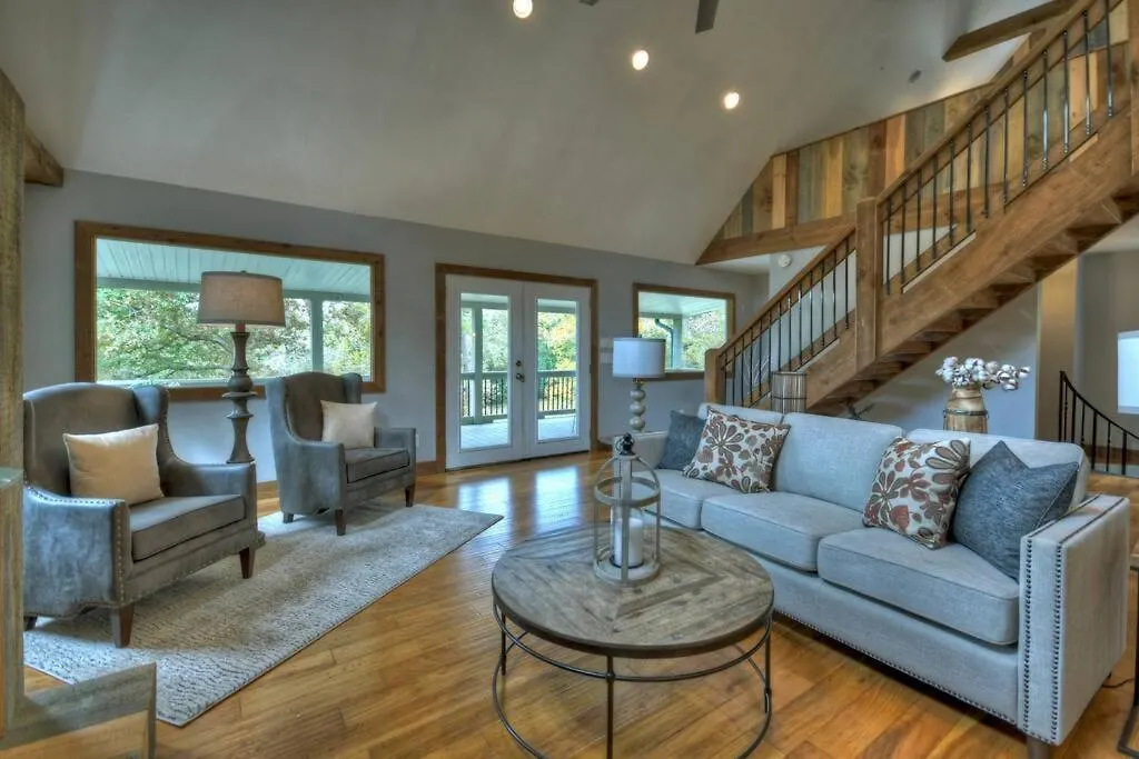 Blueberry Ridge Near Ocoee River Shopping