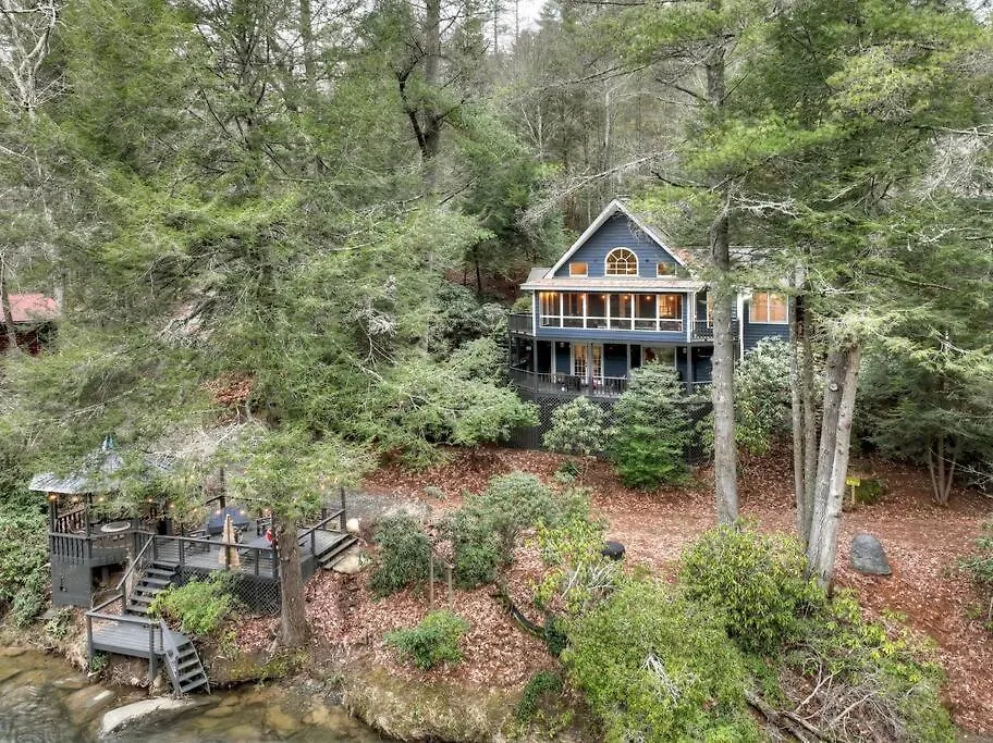 Holiday home Riverside Hideaway On Toccoa River Dog Friendly