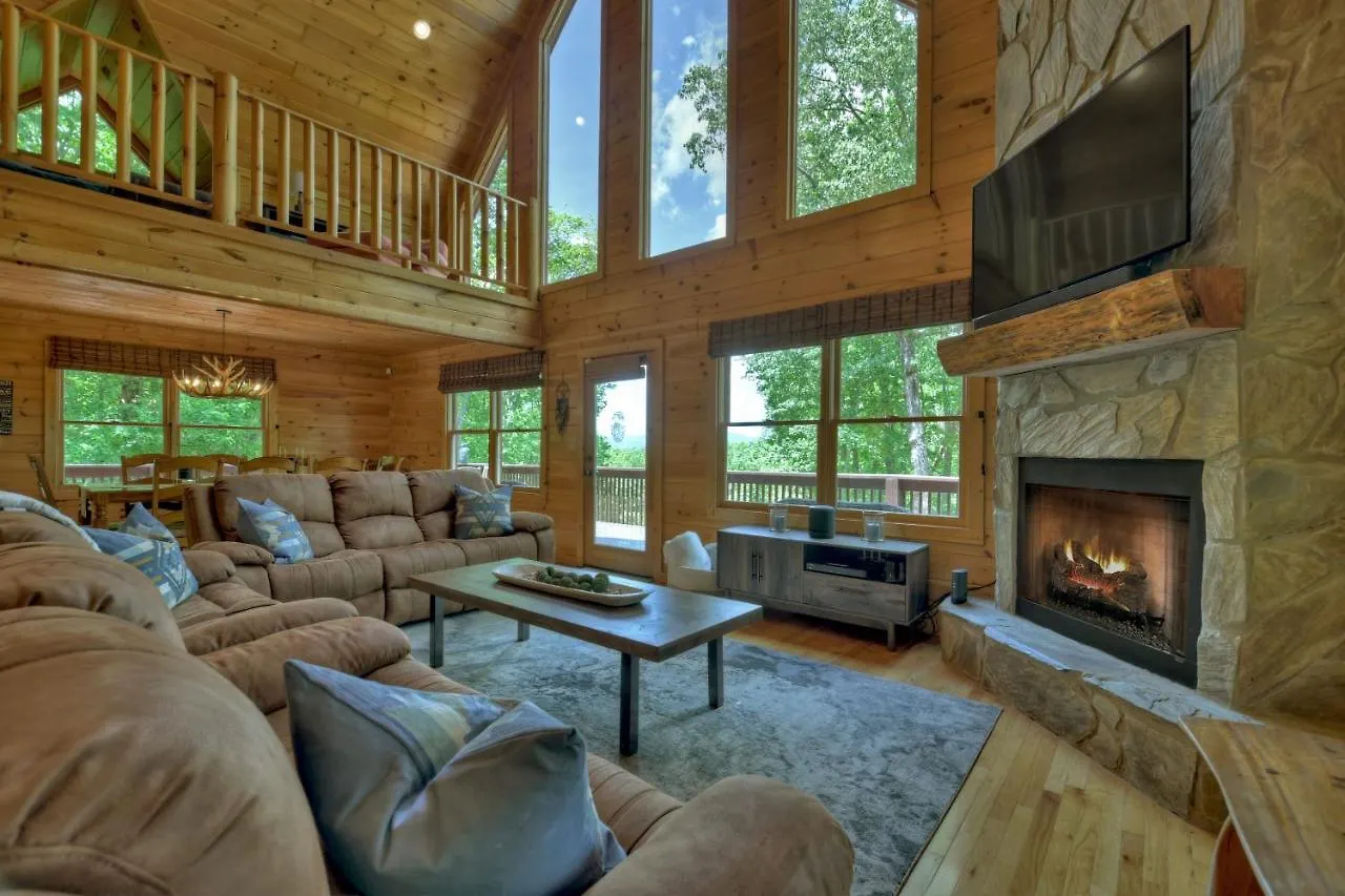 Casa Rustica With Mountain Views & Hot Tub Blue Ridge