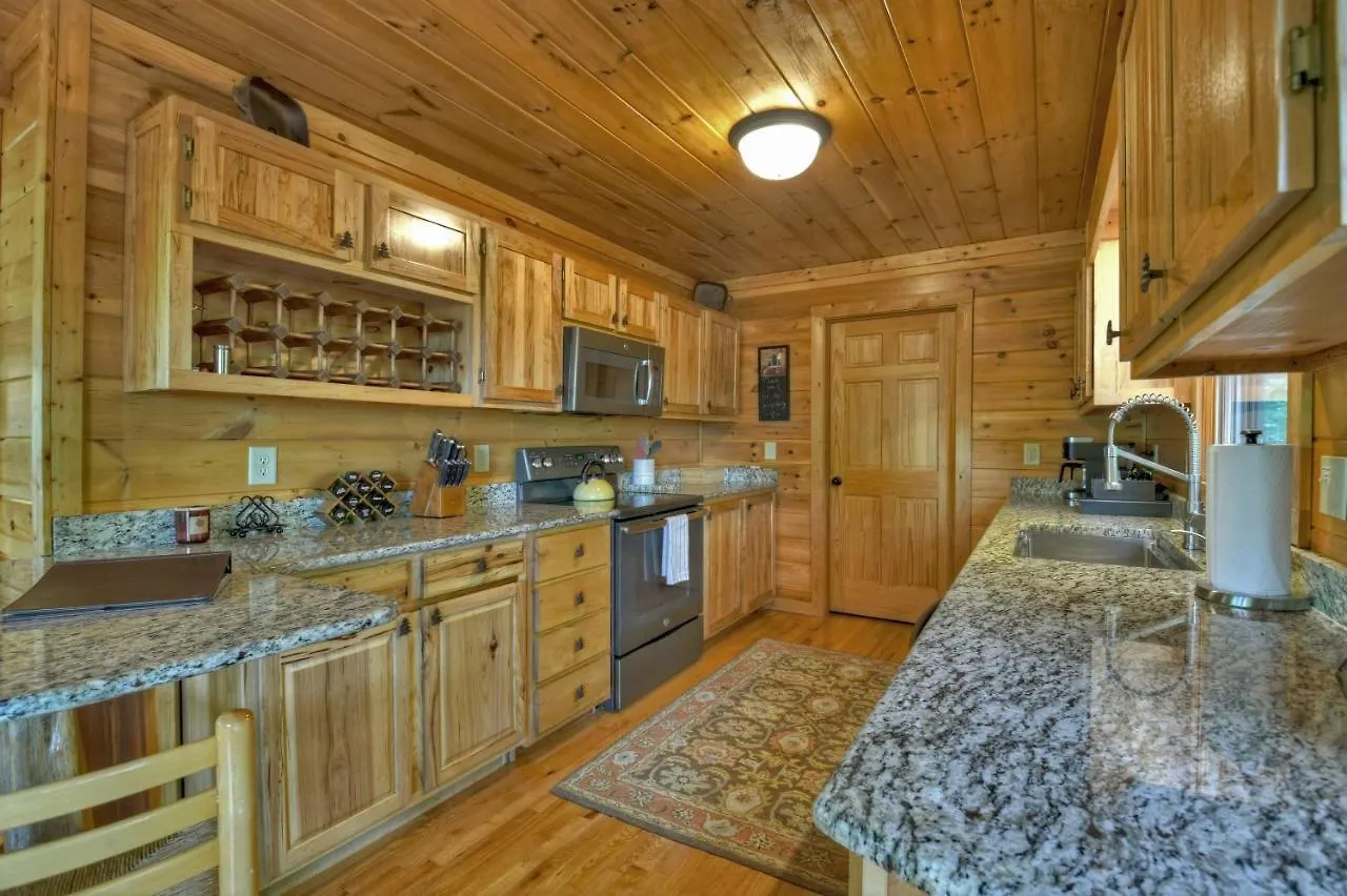 Casa Rustica With Mountain Views & Hot Tub Holiday home *