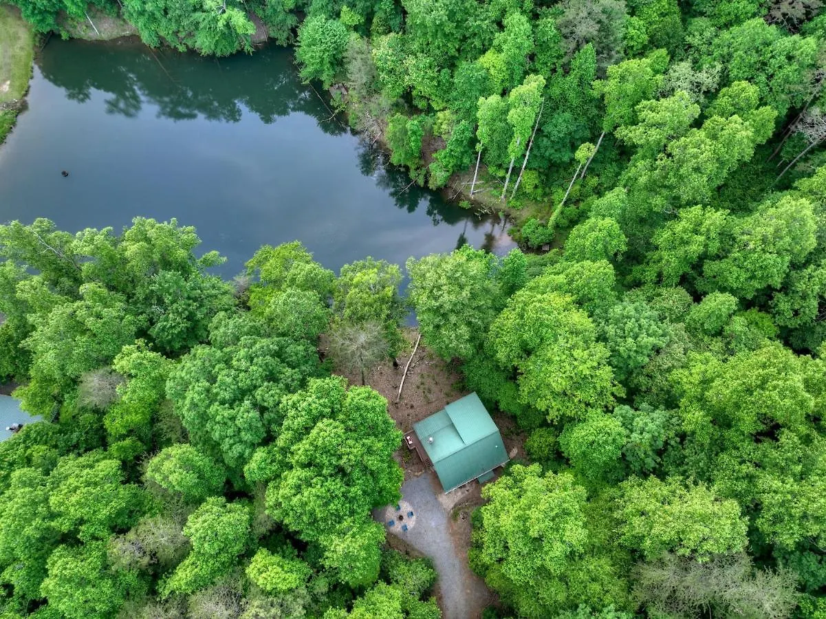 Tiny Waterfront With Hot Tub & Fire Pit Blue Ridge