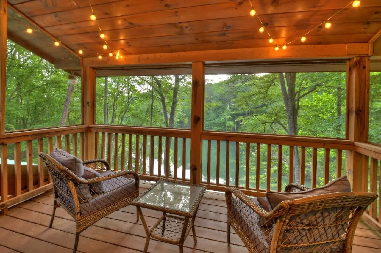 Tiny Waterfront With Hot Tub & Fire Pit * Blue Ridge