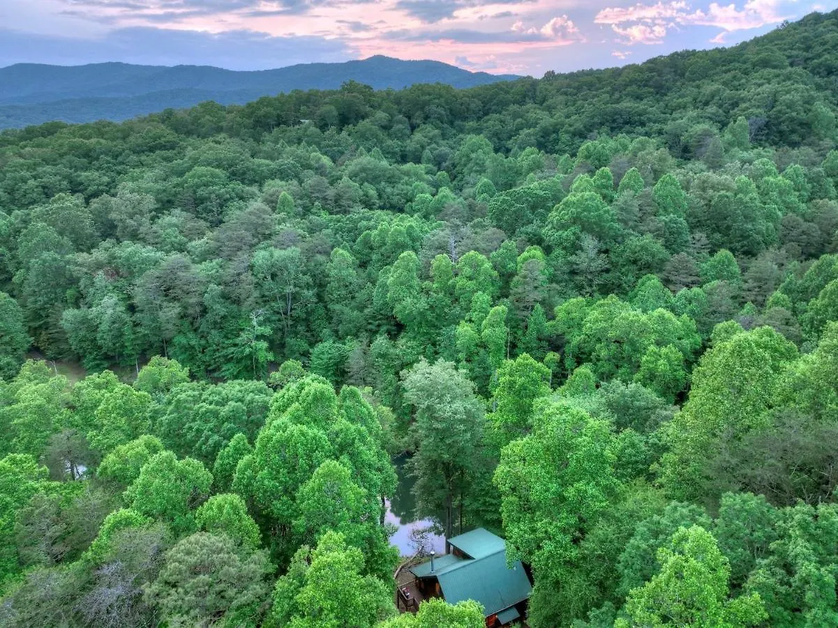 Tiny Waterfront With Hot Tub & Fire Pit * Blue Ridge