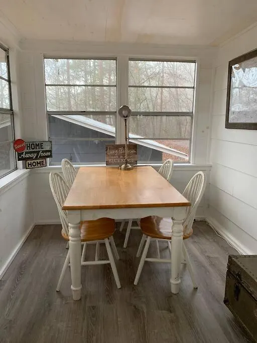 Mae's In The Clouds Apartment Blue Ridge