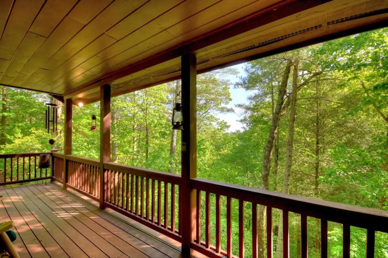 Holiday home Graceful Light Blue Ridge