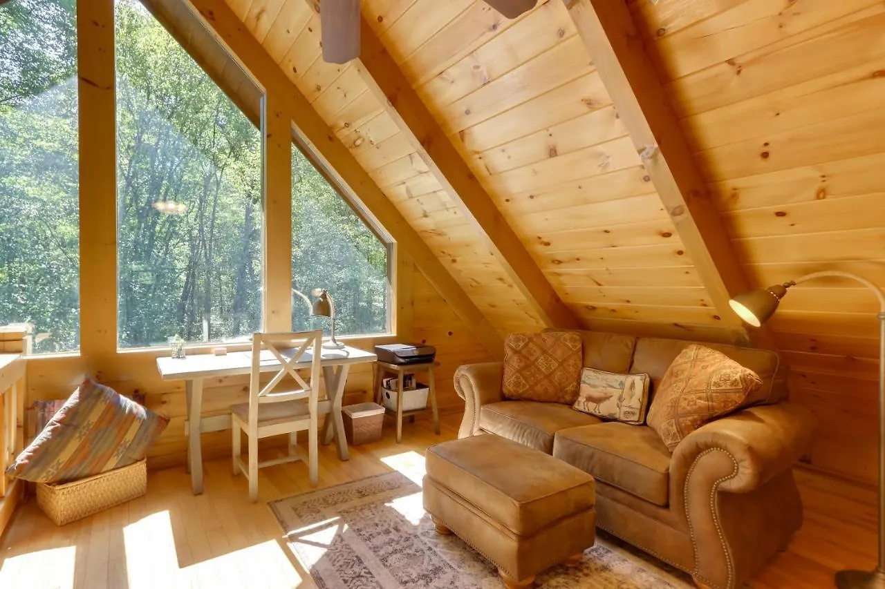 With Hot Tub And Creek Access! * Blue Ridge