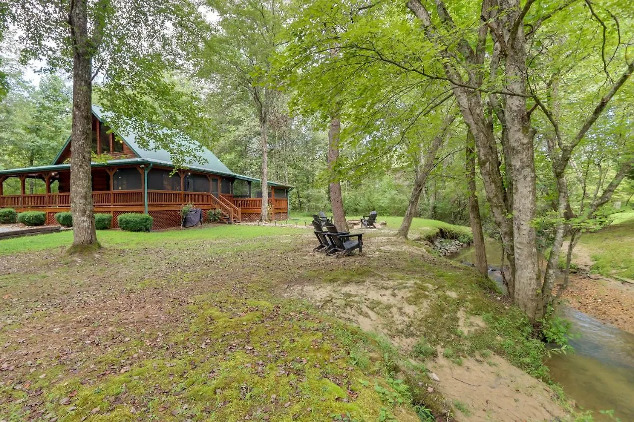With Hot Tub And Creek Access! Blue Ridge