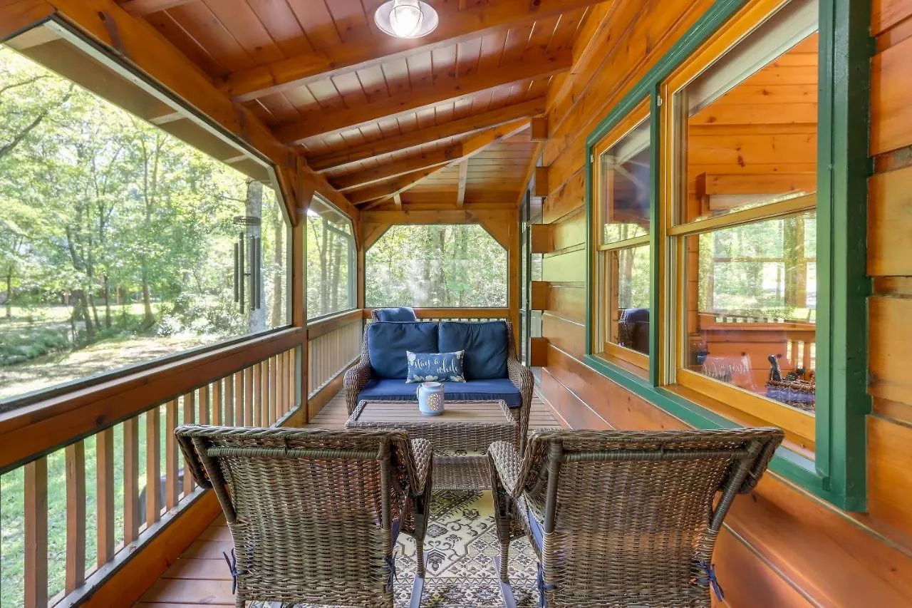 With Hot Tub And Creek Access! * Blue Ridge