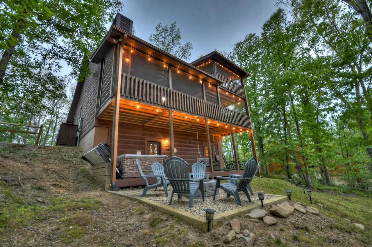Enjoyable With Game & Hot Tub & Firepit Blue Ridge