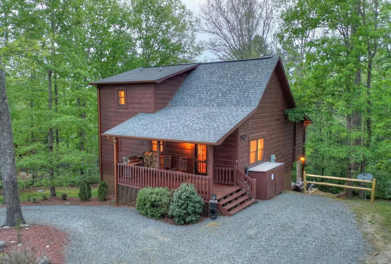 Enjoyable With Game & Hot Tub & Firepit Blue Ridge