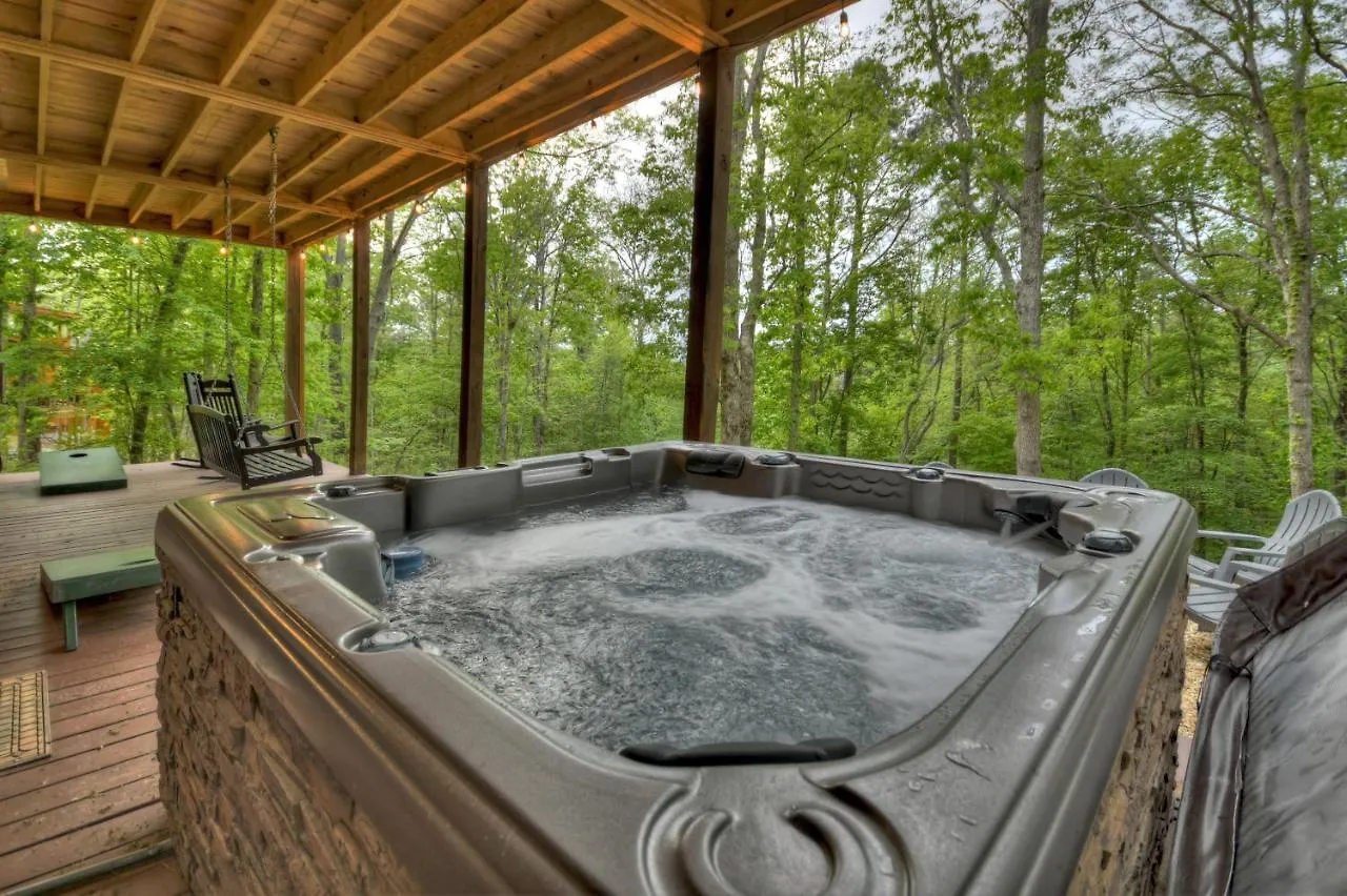 Enjoyable With Game & Hot Tub & Firepit Holiday home *