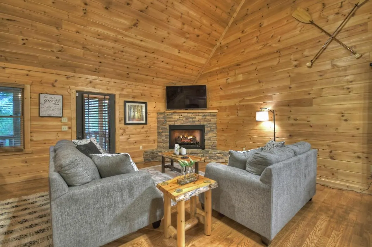 Holiday home Enjoyable With Game & Hot Tub & Firepit