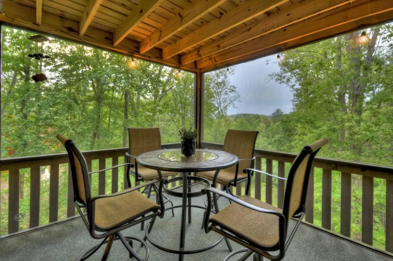 Holiday home Enjoyable With Game & Hot Tub & Firepit