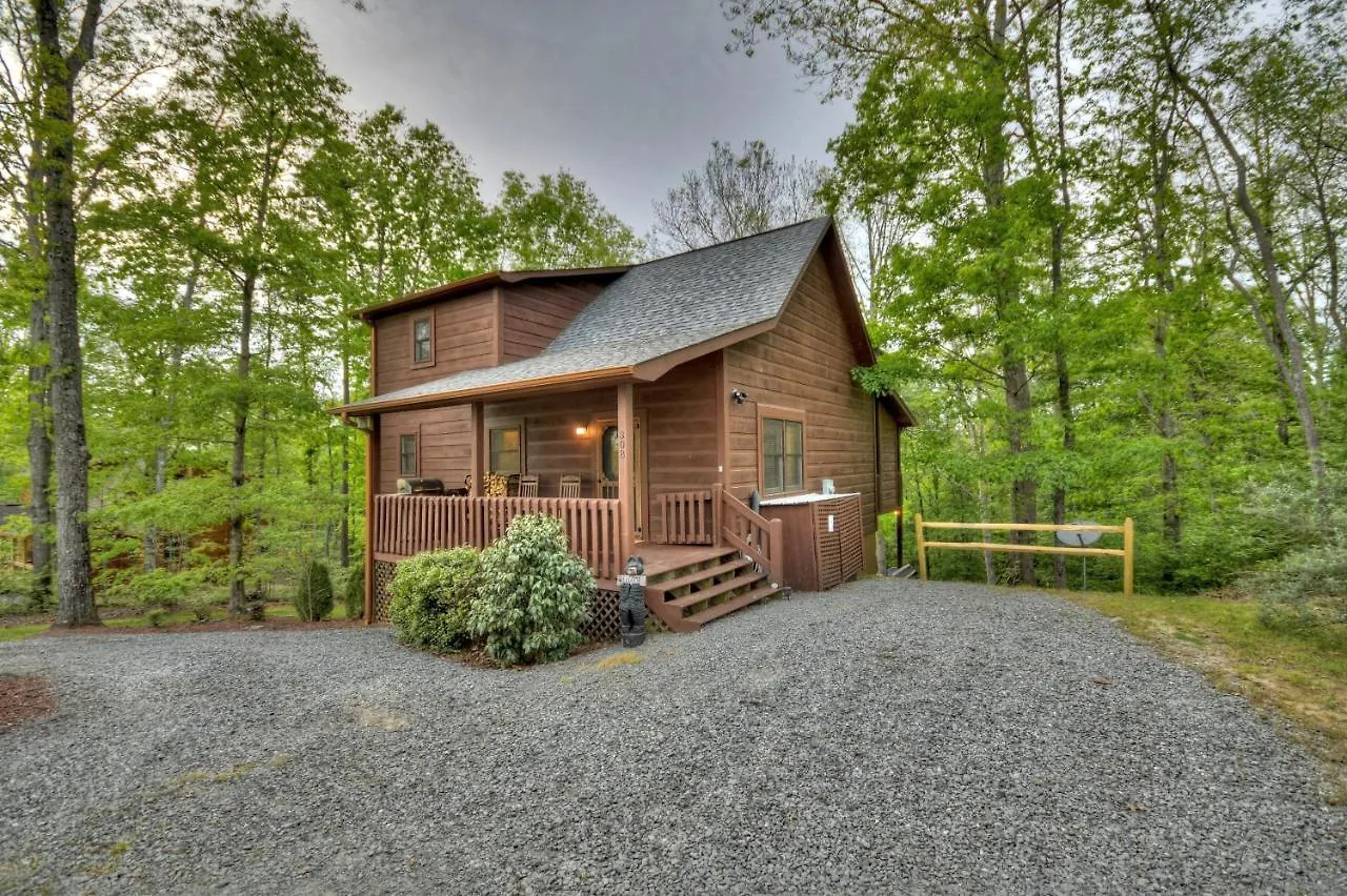 Enjoyable With Game & Hot Tub & Firepit Holiday home *