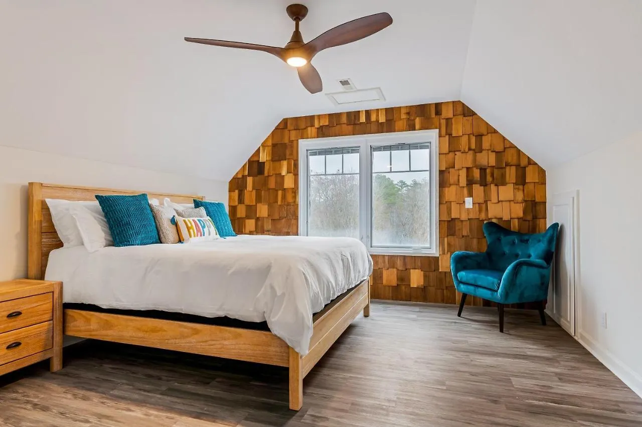 Majestic Manor Blue Ridge