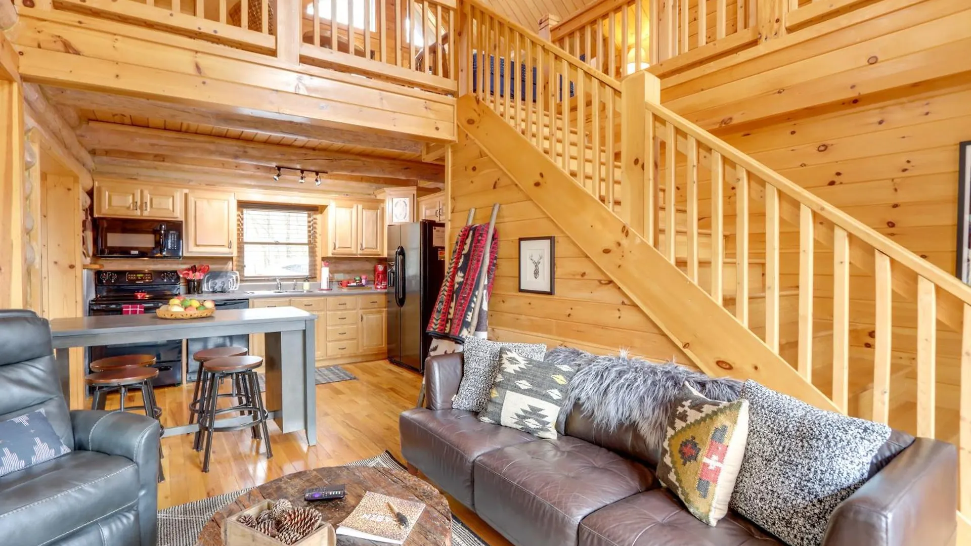 Log With Hot Tub And Game Room! * Blue Ridge